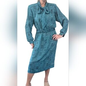 VINTAGE Petites By Willi Sheer Monochrome Belted Blouson 80s Fashion Midi Dress